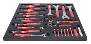 Set attrezzi Unior SOS manut. ruota - rosso, 35 pezzi - SET3-2600AC-US